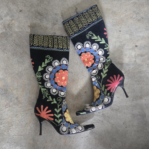 Vintage Multicolor Embroidered Heeled Boots 40 - Picture 1 of 16